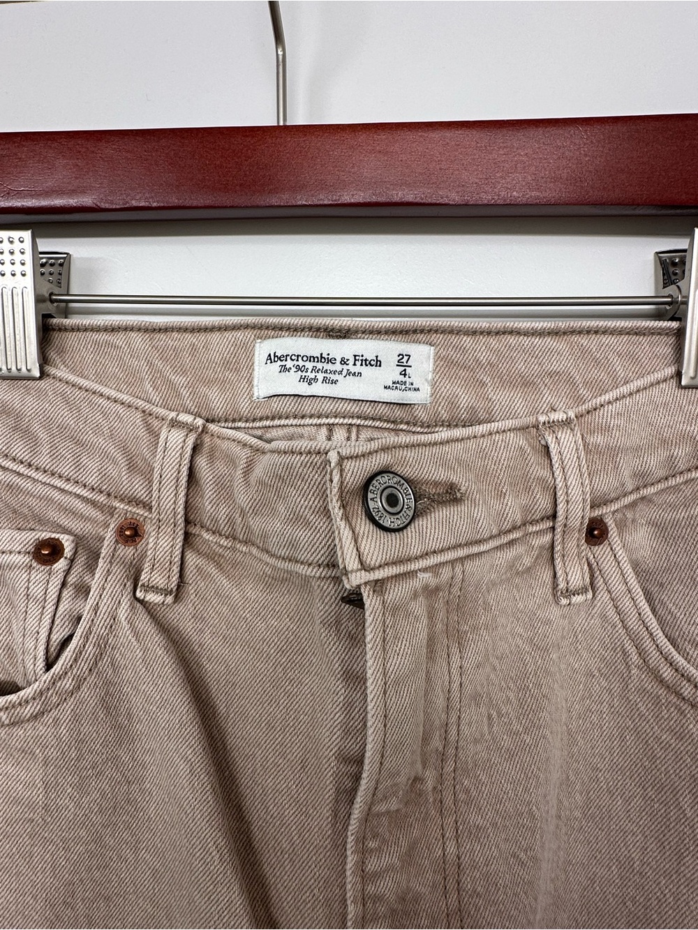 High-Rise 90s Relaxed Jean Size 4 Long - Picture 3 of 3